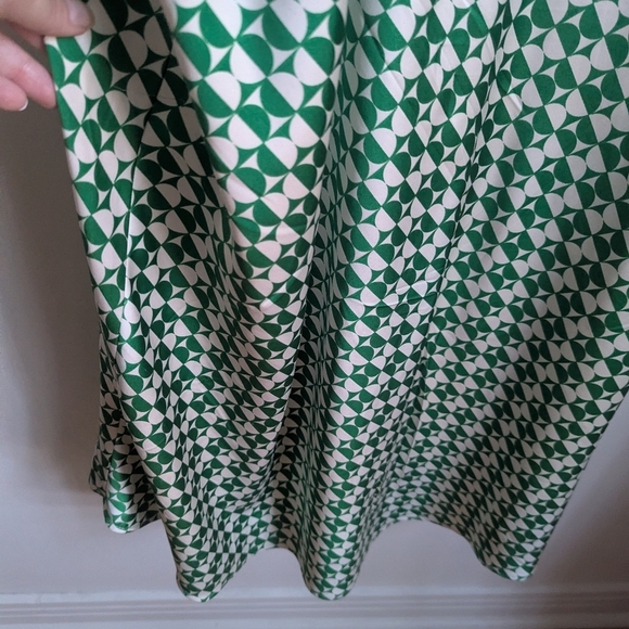 AVA & VIV Green White Geometric Design Feminine Casual Midi Dress Size 1X - Picture 6 of 12